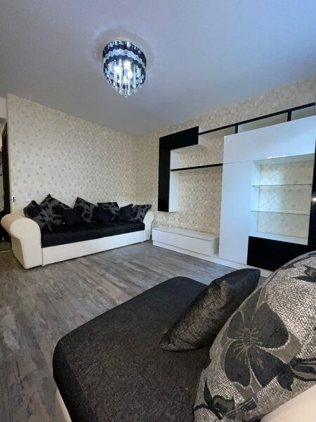 Titan - Trapezului - Metrou 1 Decembrie, 2 camere, bloc 2015, loc parcare